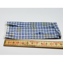 Stof med blondekant (brugt)