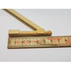 Gelnder umalet tr (brugt)