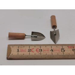 Haveredskab med tr hndtag (brugt)