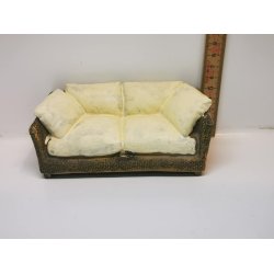 Sofa til dukkehus scala 1:12i resin (ny)