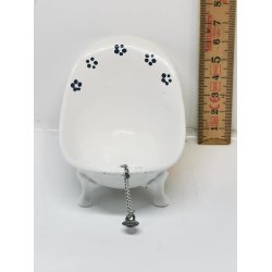 Marianne Modella badekar i porceln (hndlavet)