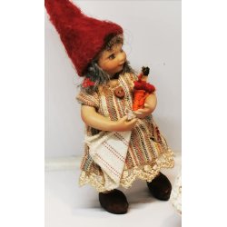 Lille garn dukke (brugt)