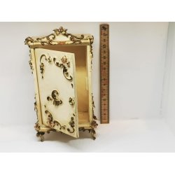 Rudolf Szalasi skab fra 1950'erne til dukkehus scala 1:12 (antik)