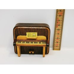 Klaver til dukkehus scala 1:16/1:18 (antik)