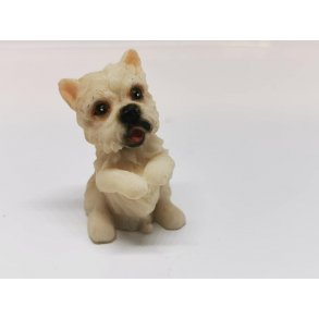 Skotsk terrier hund i resin (brugt)