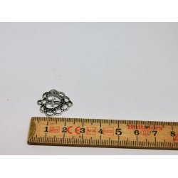 Hjerte med kors i metal (slv) (nyt)