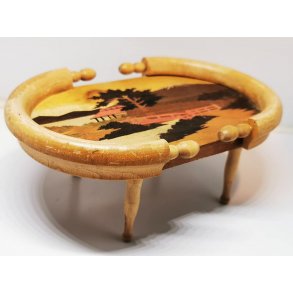 Bord med kinesermotiv (brugt)