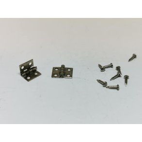 Beslag og hængsler i metal